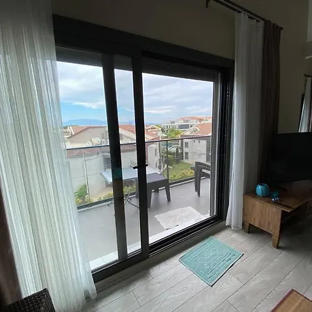Apartman Dubleks Havuzlu Sifir Daire